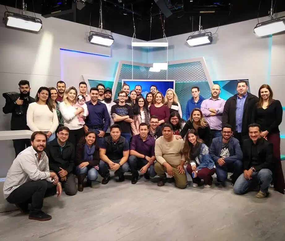 É dia de soprar a velinha! Oxigenweb completa 9 anos 3 aniversario o2 -